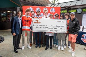 Image post by @sniderhockey on Instagram