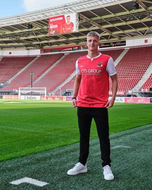 Image post by @azalkmaar on Instagram
