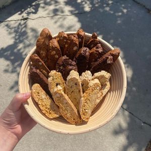Image post by @rhubarbcakesla on Instagram