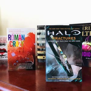 Image post by @gallerybooks on Instagram