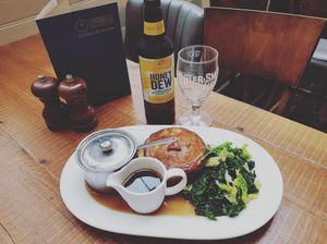 Image post by @theparcelyardpub on Instagram