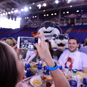 Image post by @uofnh on Instagram