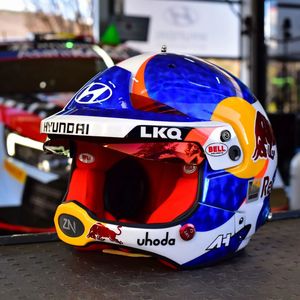 Image post by @bellracinghq on Instagram