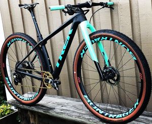 Image post by @esigrips on Instagram