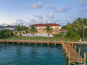 Image post by @christiesrealestate on Instagram