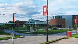 Image post by @umsl on Twitter/X