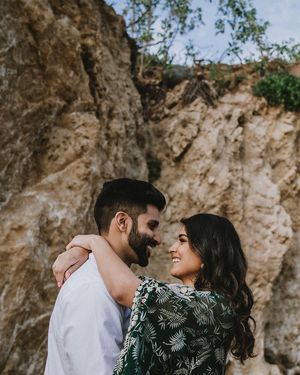 Image post by @thismodernlovephoto on Instagram