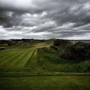 Image post by @lukedonald on Instagram