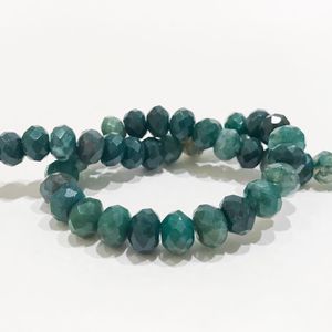 Image post by @beadcache on Instagram