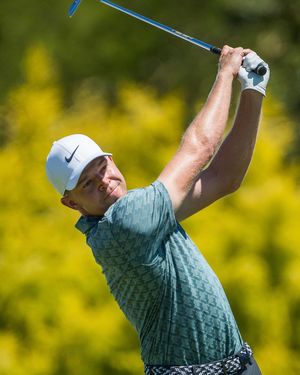 Image post by @alexknappegolf on Instagram