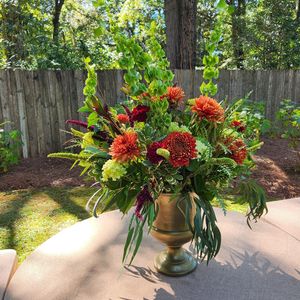 Image post by @flowergardenatl on Instagram