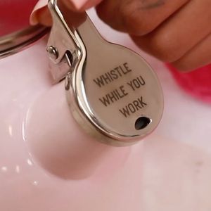 Image post by @pinkstork on Instagram