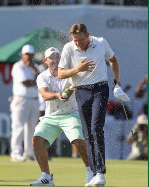 Image post by @alexknappegolf on Instagram