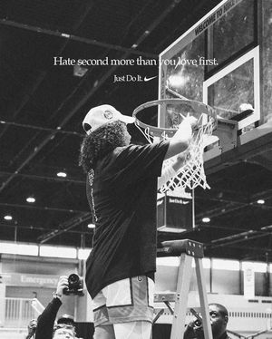 Image post by @nikegirlseybl on Instagram