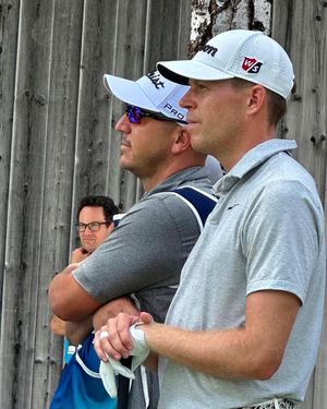 Image post by @alexknappegolf on Instagram