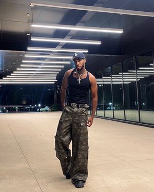 Image post by @deanthonyofficial on Instagram
