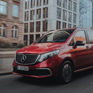 Image post by @mercedesbenz on Instagram