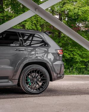 Image post by @rhino_srt8 on Instagram