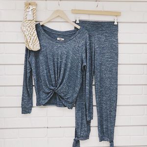 Image post by @shopoutoftown on Instagram