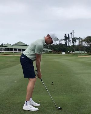 Image post by @alexknappegolf on Instagram