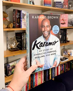 Image post by @gallerybooks on Instagram