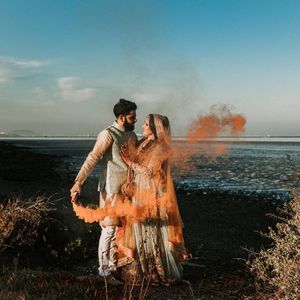 Image post by @thismodernlovephoto on Instagram
