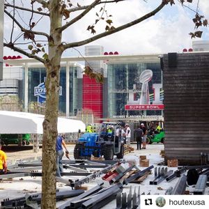 Image post by @housuperbowl on Instagram