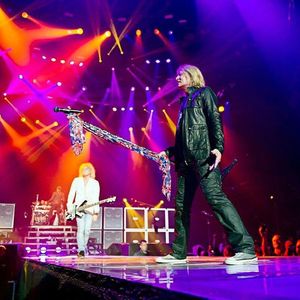 Image post by @defleppard on Instagram