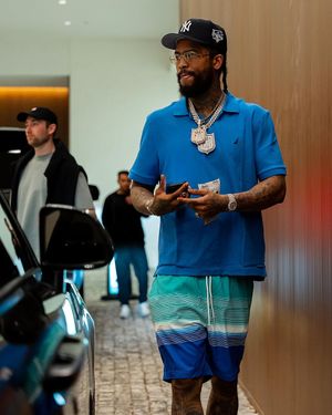 Image post by @daveeast on Instagram