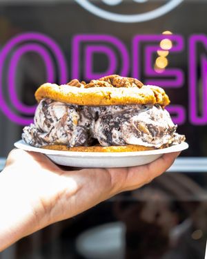 Image post by @insomniacookies on Instagram