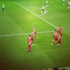 Image post by @simonellis87 on Instagram