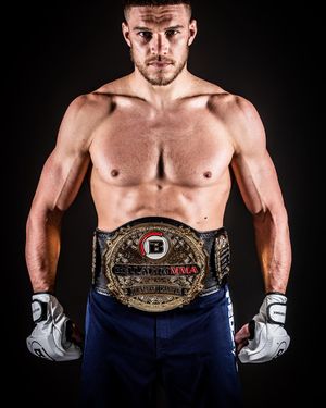 Image post by @bellatormma on Instagram