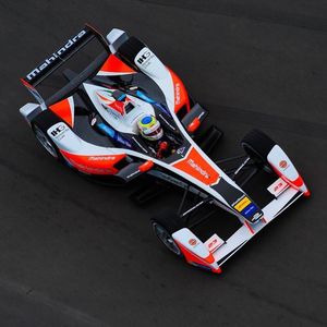 Image post by @mahindraracing on Instagram