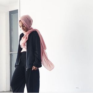 Image post by @amaliah_com on Instagram