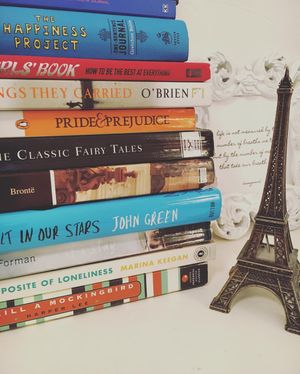 Image post by @gallerybooks on Instagram
