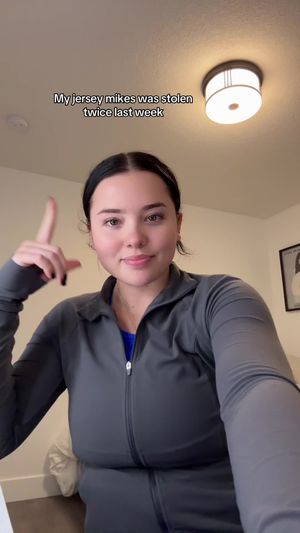 Video post by @sadgirlflowers19 on TikTok