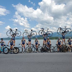 Image post by @etsuwomenstriathlon on Instagram