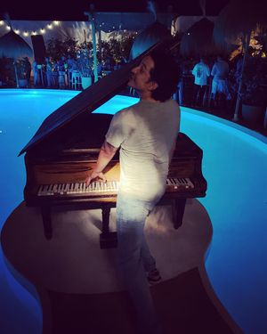 Image post by @iamgabrielluna on Instagram
