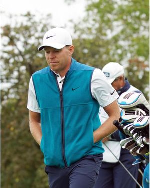 Image post by @alexknappegolf on Instagram