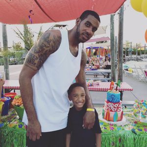 Image post by @aldridge_12 on Twitter/X