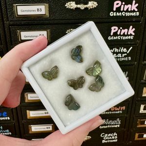 Image post by @beadcache on Instagram
