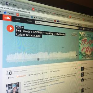 Image post by @twofriends on Instagram
