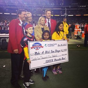 Image post by @holidaybowl on Instagram