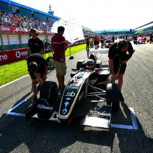 Image post by @alex_albon on Instagram