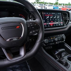 Image post by @hendrickcars on Instagram