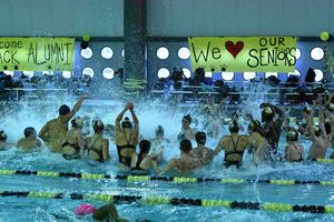 Image post by @umbcswimdive on Instagram