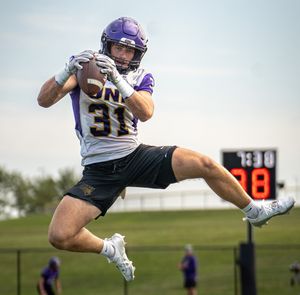 Image post by @uniathletics on Instagram