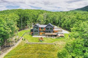 Image post by @christiesrealestate on Instagram