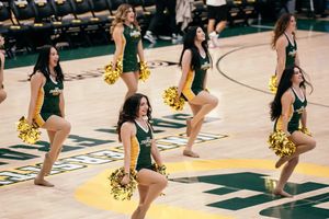 Image post by @usfdonsspiritsquad on Instagram
