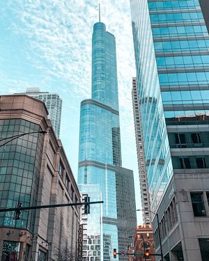 Image post by @exploreschicago on Instagram